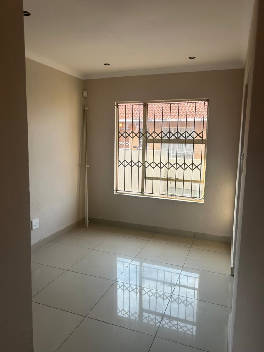 3 Bedroom Property for Sale in Tlhabane West North West